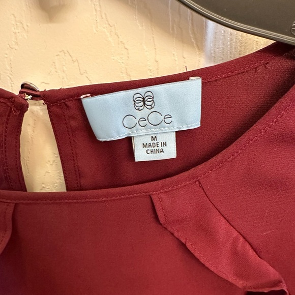 Cece ruffle burgundy blouse. Size M. - Picture 2 of 3